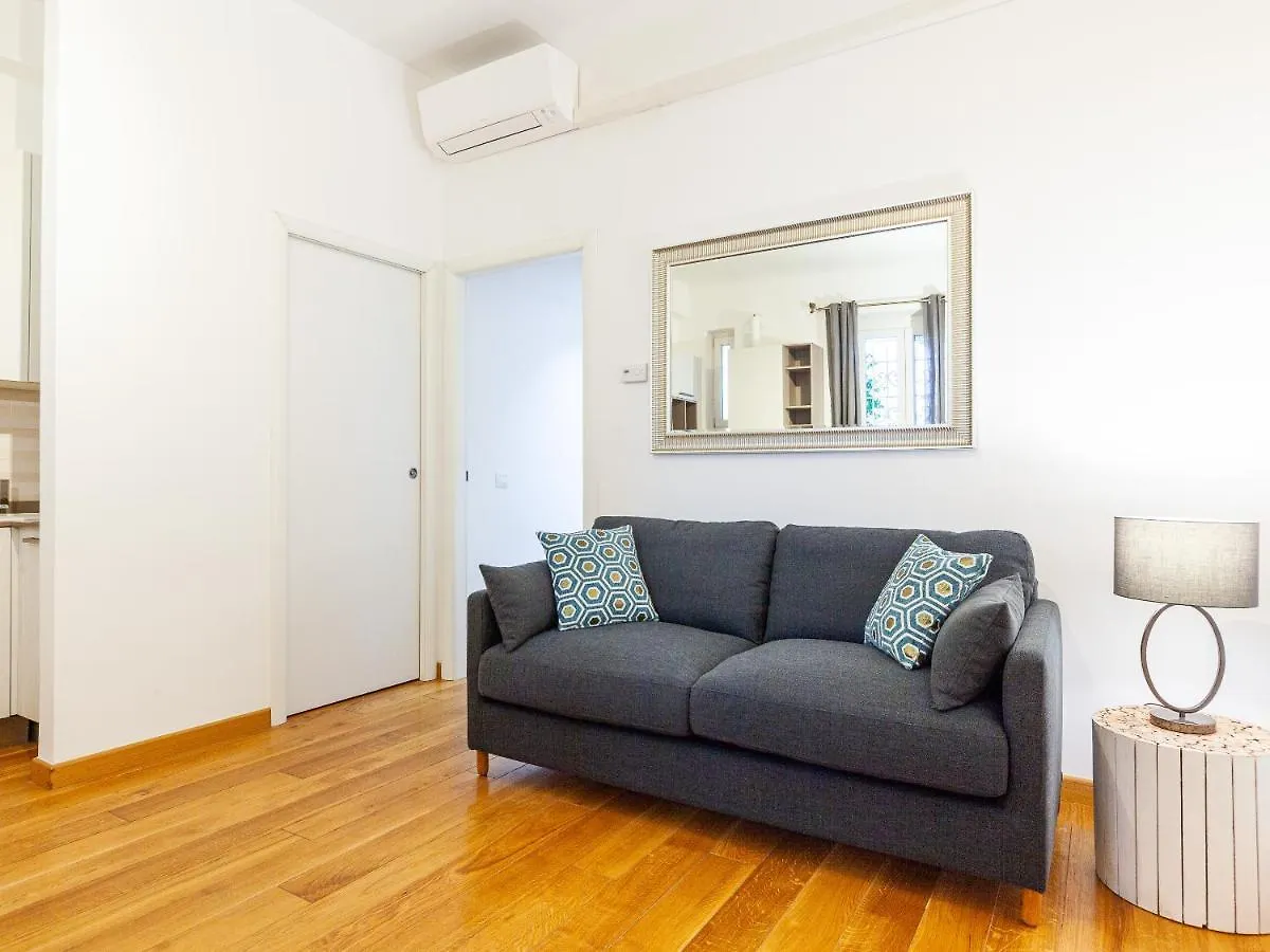 Easyhomes - Central Station Milan 0*,  Italy