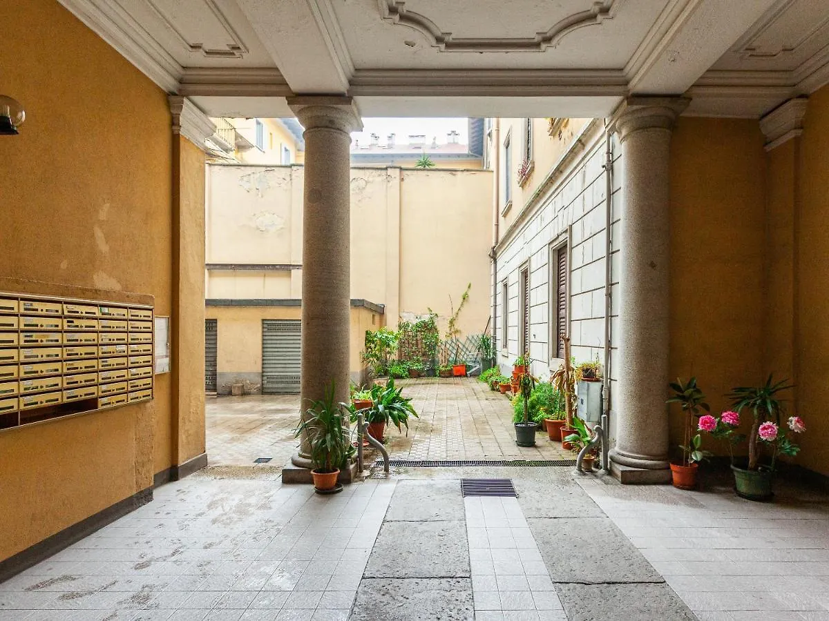 Easyhomes - Central Station Milan Apartment