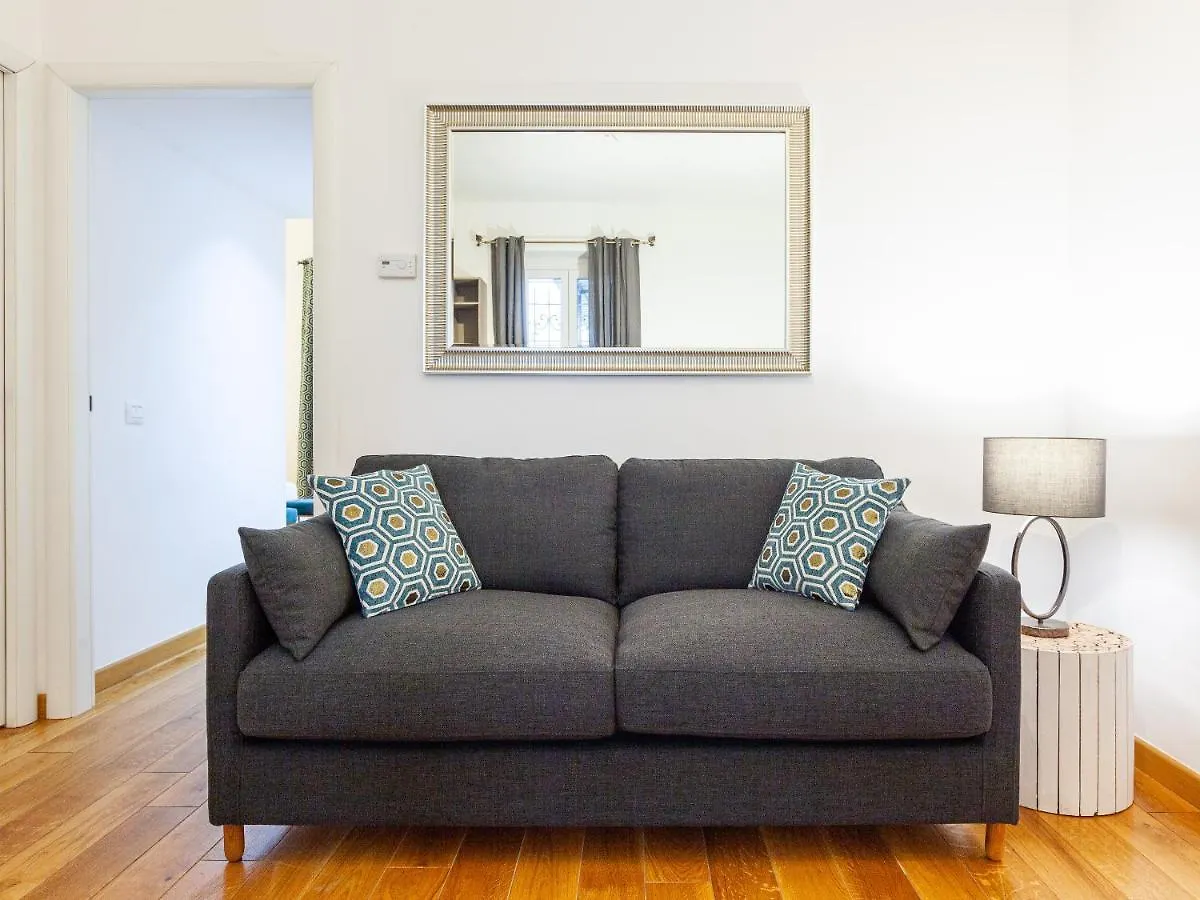 Apartment Easyhomes - Central Station Milan Italy