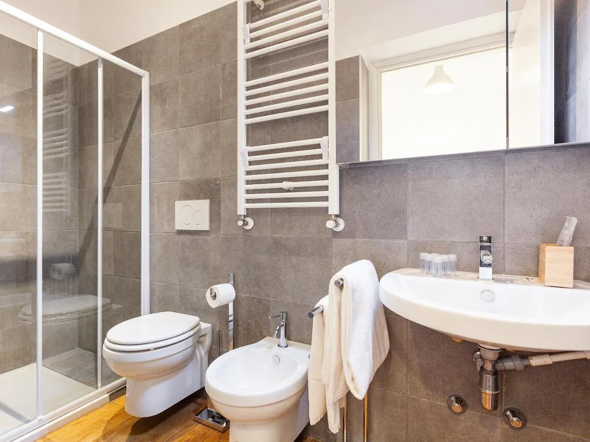 Easyhomes - Central Station Milan 0*,  Italy
